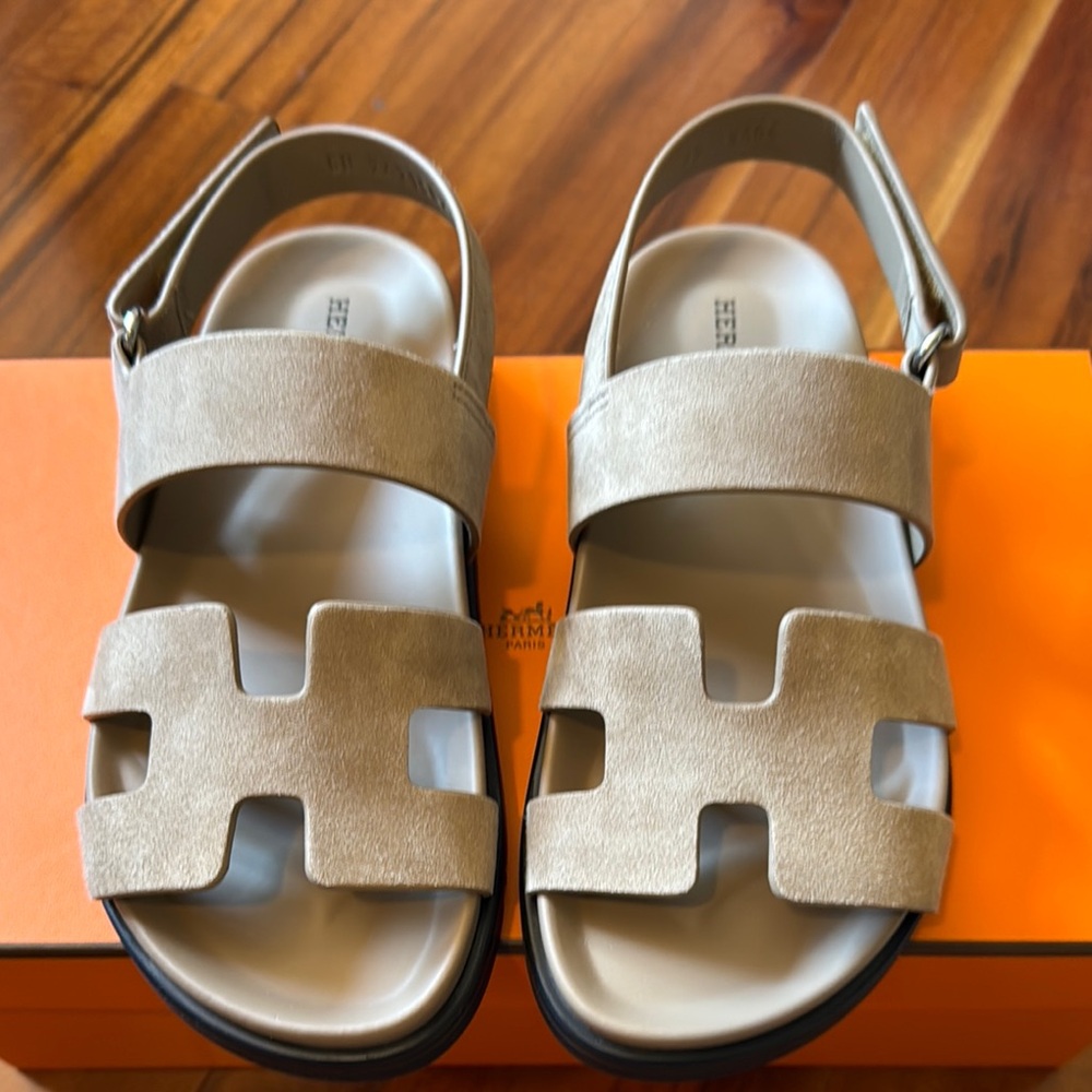 Hermes Genius Beige Suede Sandal